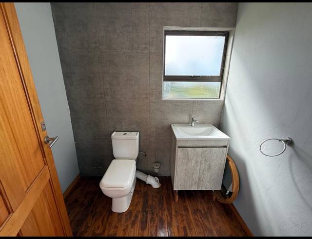 8 BEDROOM HOUSE FOR SALE IN KAALPLAATS WEST